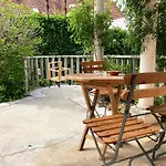 Cozy House Close To Center Panzió 4*