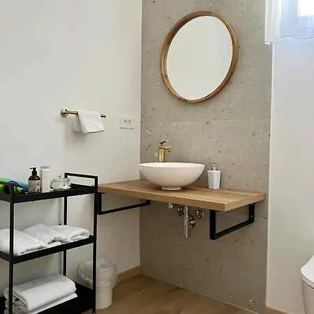 Cozy House Close To Center Alojamento de Acomodação e Pequeno-almoço Liubliana