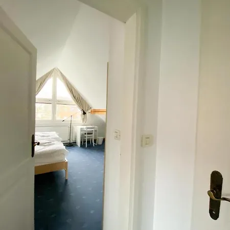 Alojamento de Acomodação e Pequeno-almoço Cozy House Close To Center 4*