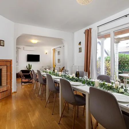 Cozy House Close To Center 4* Λιουμπλιάνα