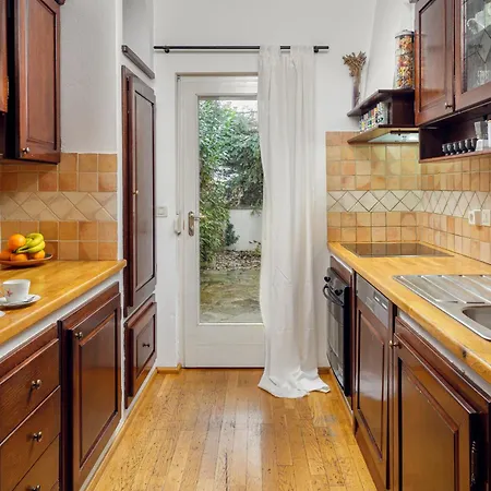 Cozy House Close To Center Alojamento de Acomodação e Pequeno-almoço Liubliana